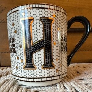 ANTHROPOLOGIE TILED MARGOT LETTER H MONOGRAM CUP
